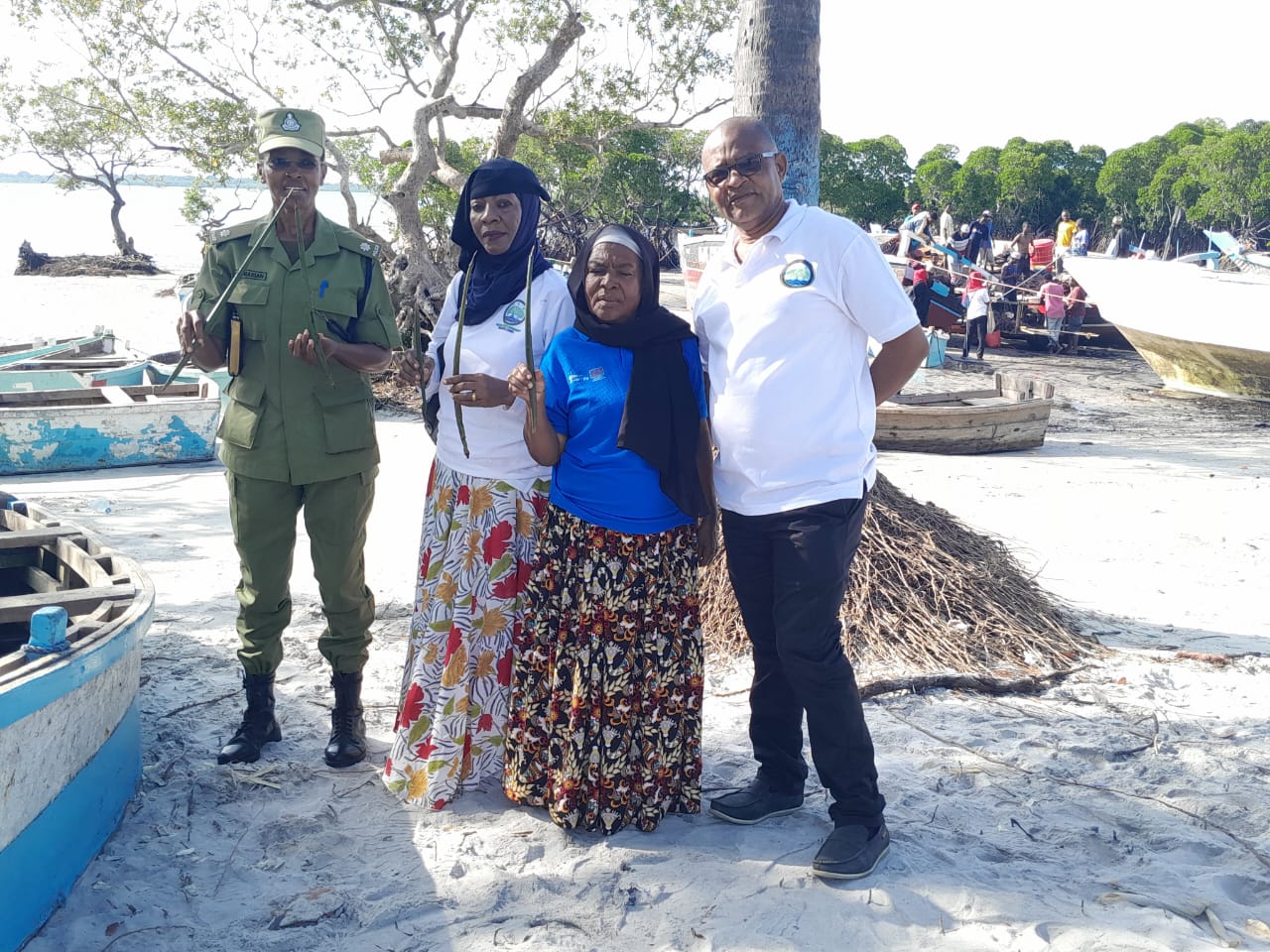 TAGET team with rangers and local fishers